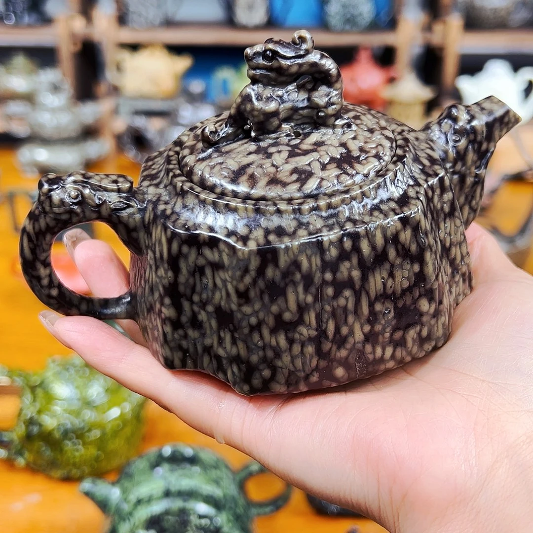 前***明福利茶空间天然原石