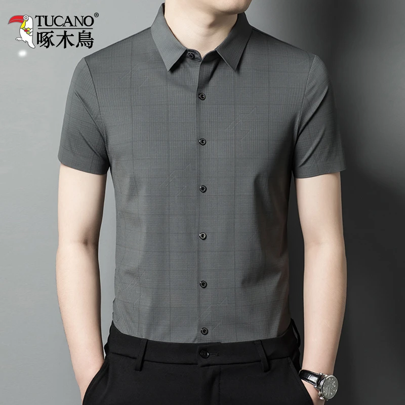 啄木鸟冰丝无痕短袖衬衫男夏季薄款男士商务休闲翻领格纹衬衣T恤