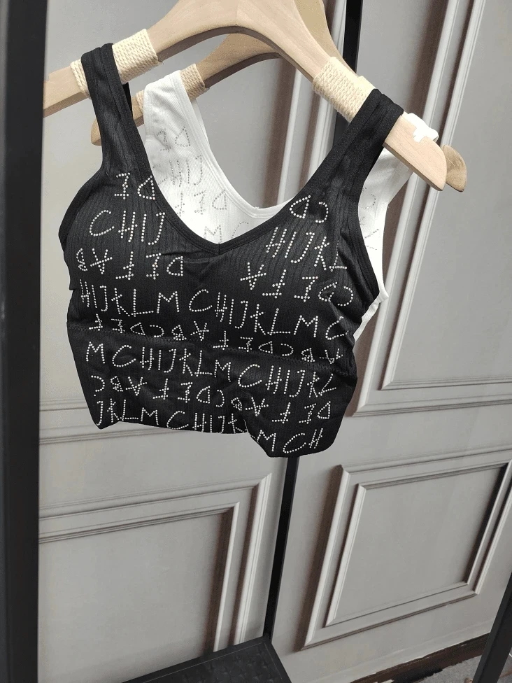 欧货女装原创不撞衫V领烫钻自带胸垫百搭背心