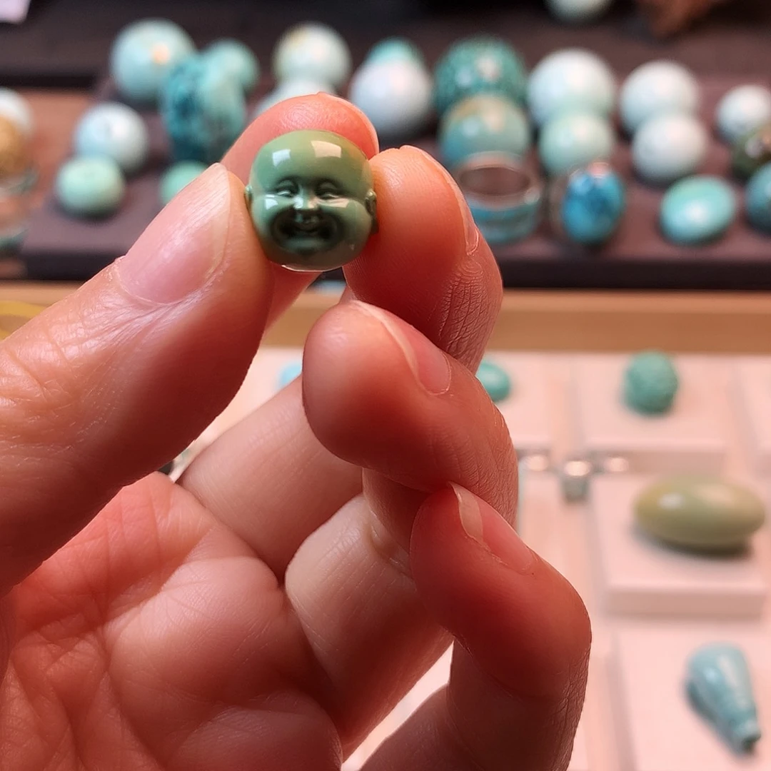 绿松石配饰未镶嵌