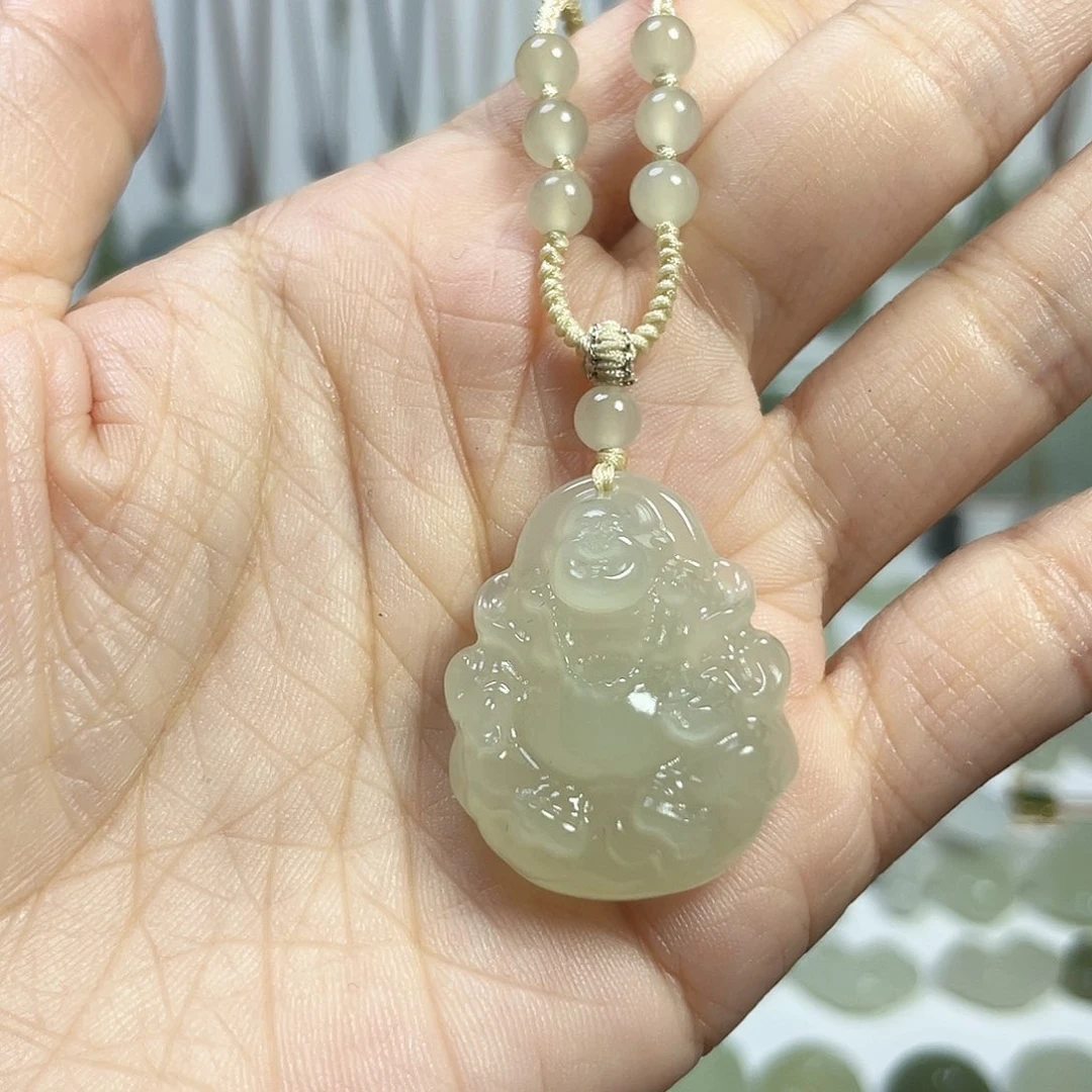 颈饰未镶嵌和田玉