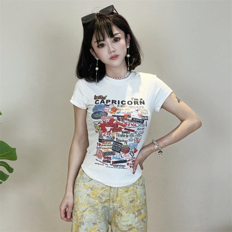 迪否甜酷辣妹不规则卡通印花T恤短袖夏季百搭修身女士上衣2191
