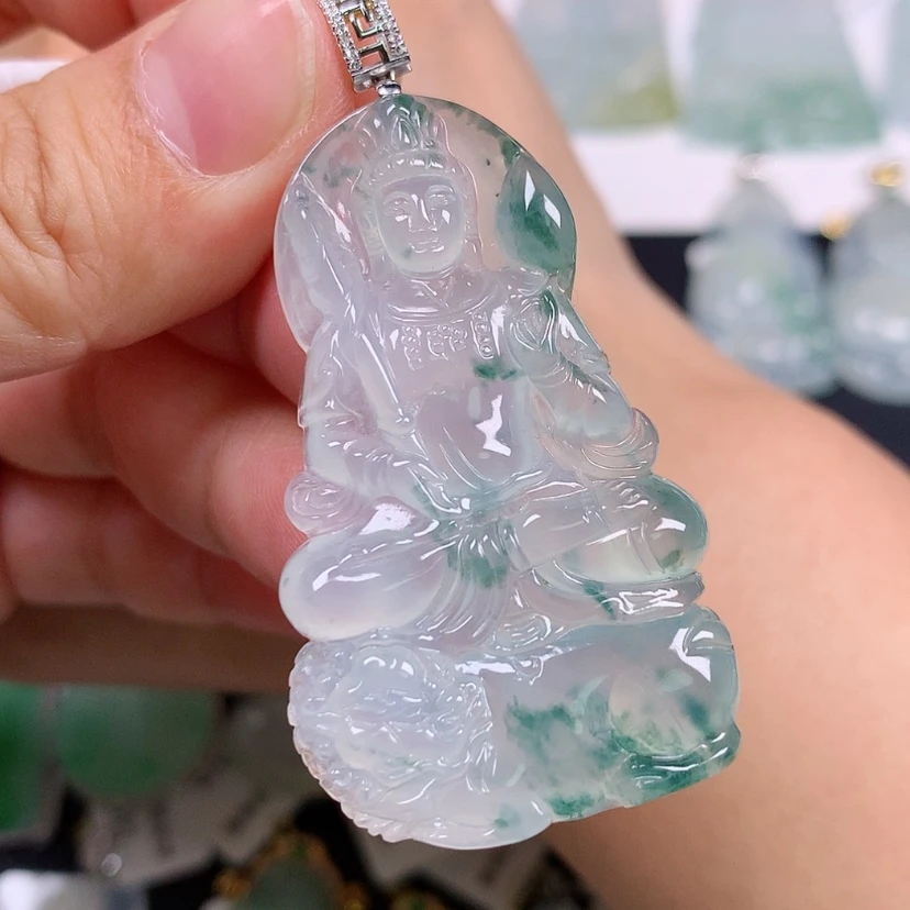 【闪购商品】翡翠18K金镶嵌颈饰虚空藏