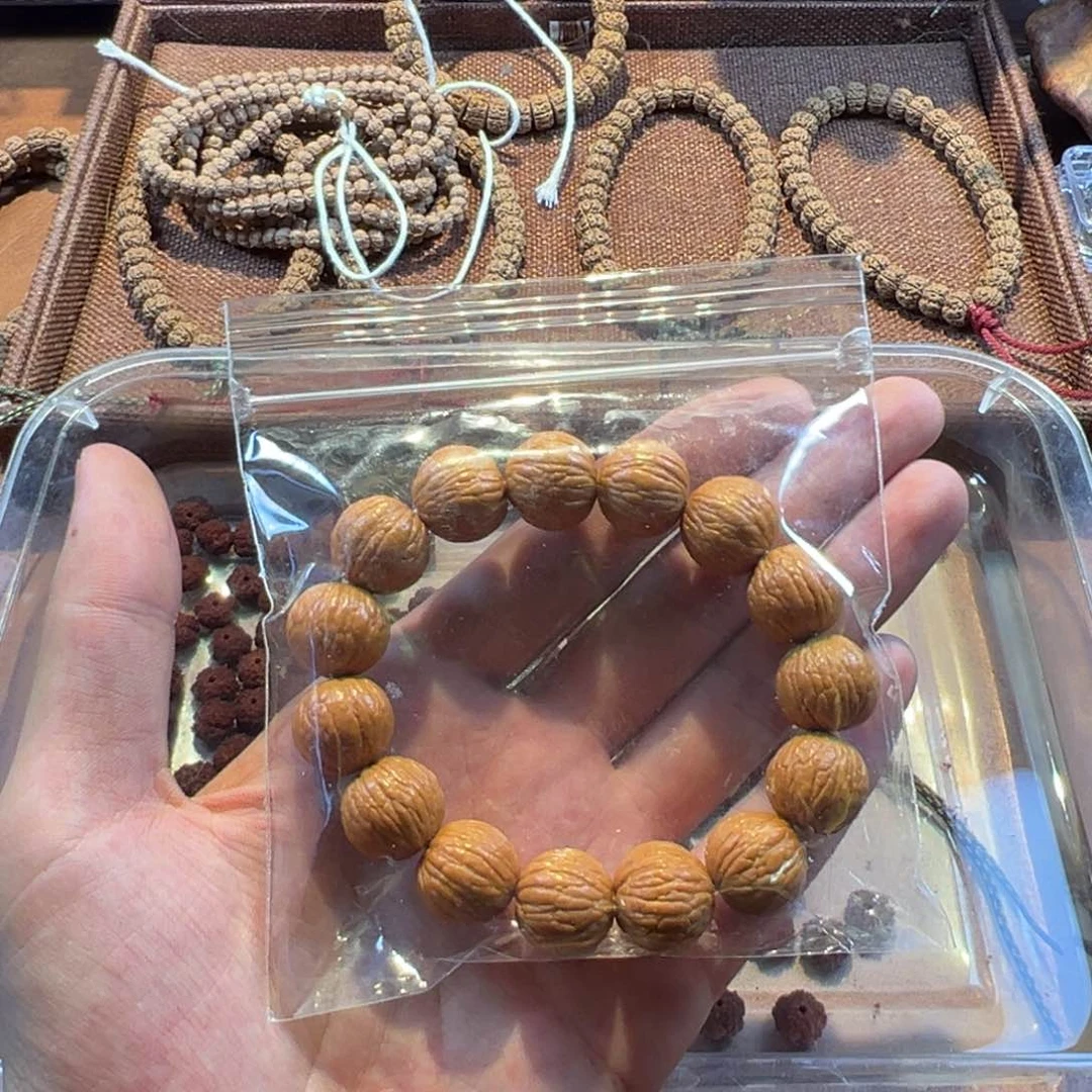 金刚菩提吊坠聚宝盆