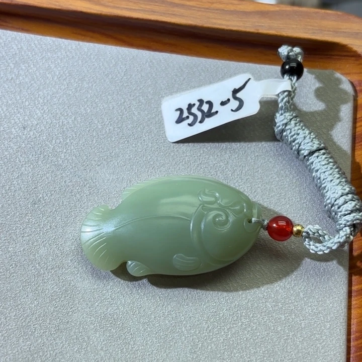 和田玉（碧玉）未镶嵌颈饰