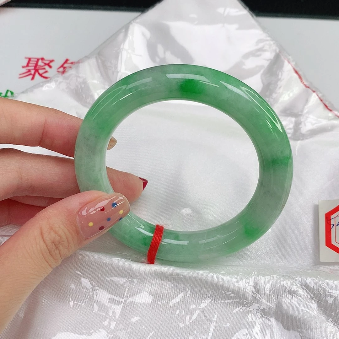 未镶嵌手镯翡翠米**q005
