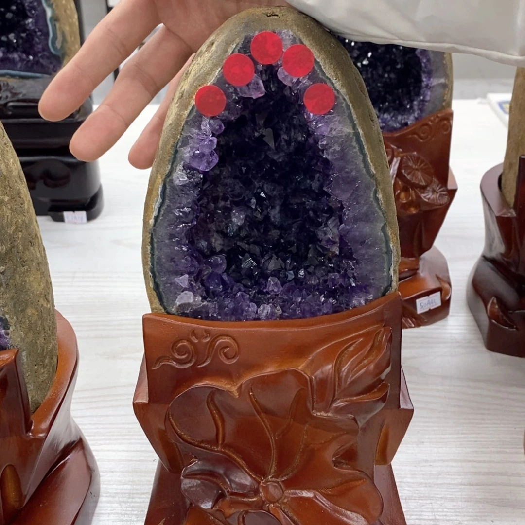 紫晶未镶嵌大型摆件（非配饰）