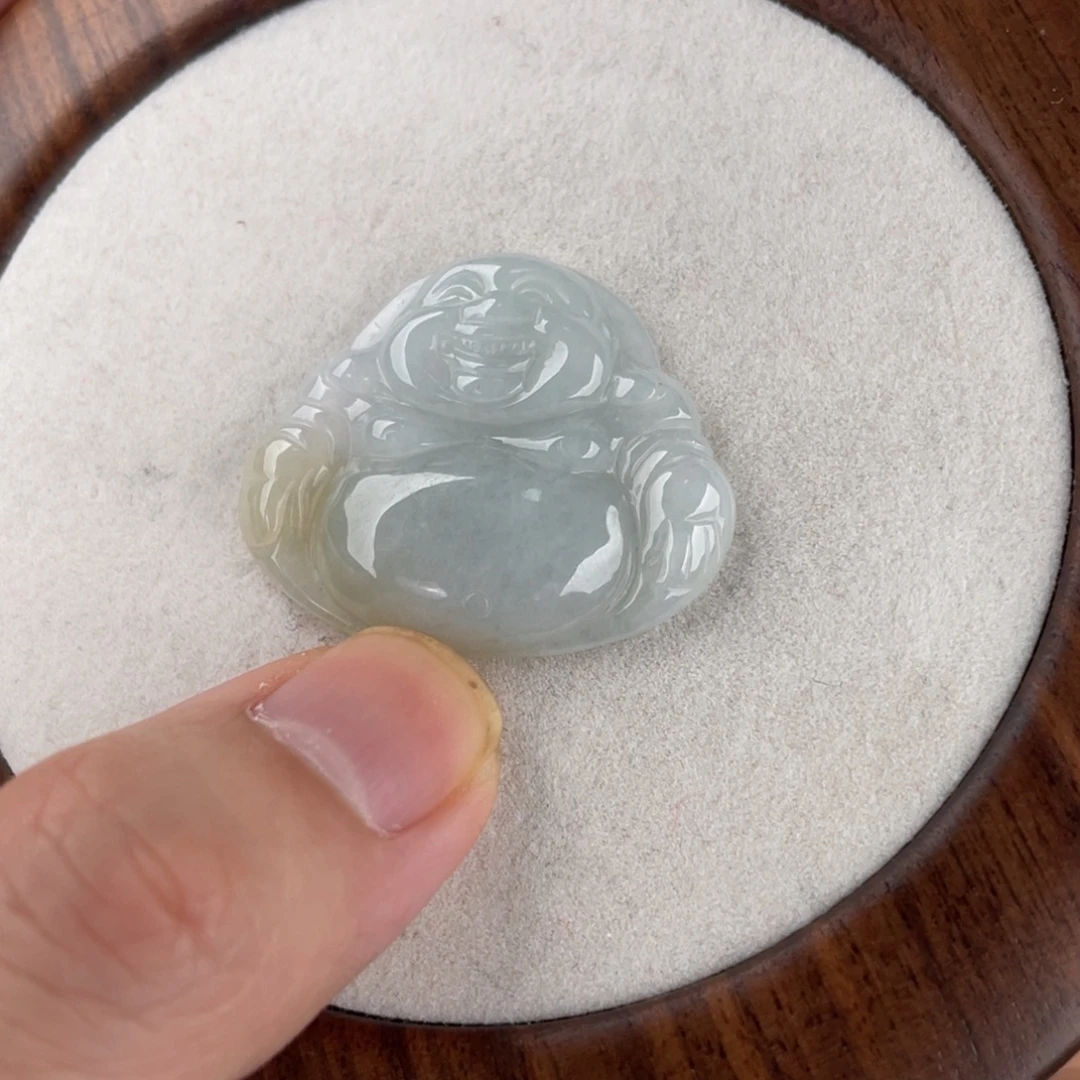 翡翠未镶嵌颈饰佛公