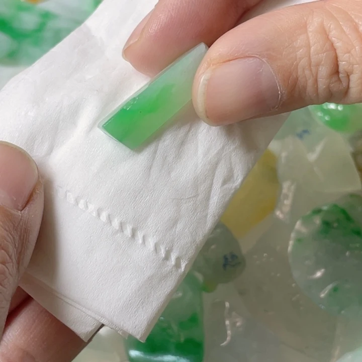 定制翡翠未镶嵌包工