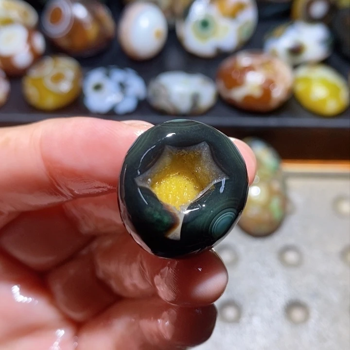 未镶嵌玛瑙/玉髓珠宝半成品120