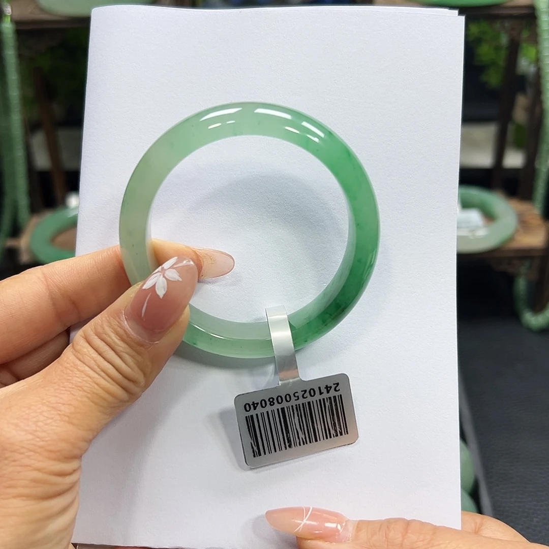 石英质玉手镯未镶嵌淼淼