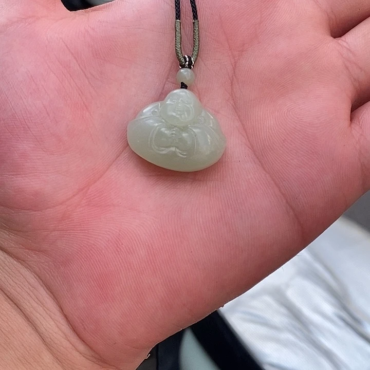 和田玉未镶嵌毛衣链