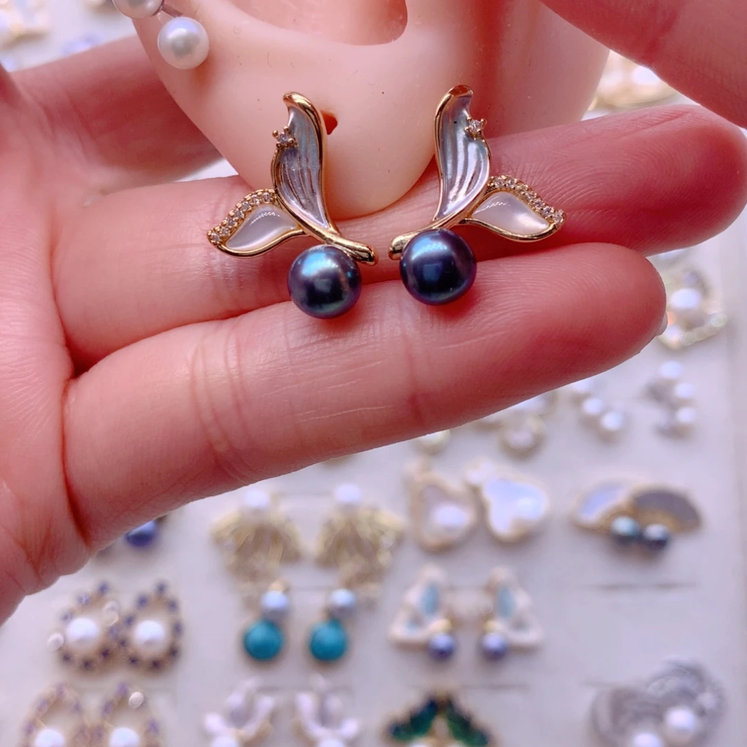 淡水珍珠合金耳饰