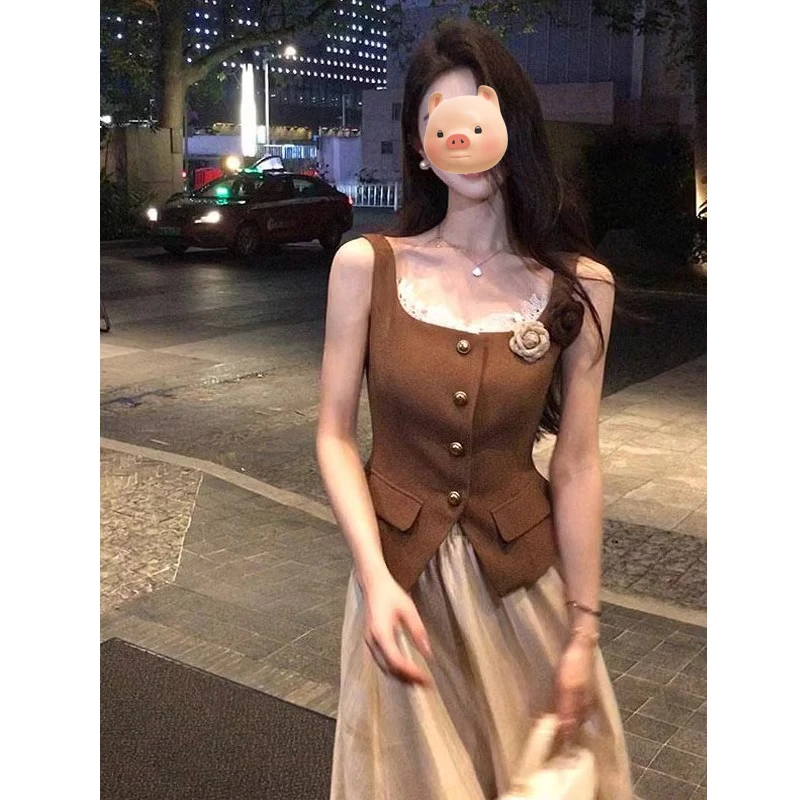 法式立体花朵蕾丝拼接吊带背心女夏季外穿设计感小众修身无袖上衣