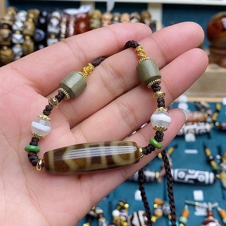玛瑙/玉髓合金颈饰金**起