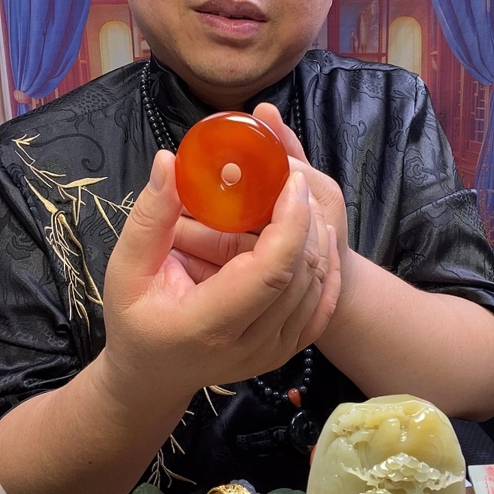 玛瑙/玉髓未镶嵌颈饰50➕平安牌