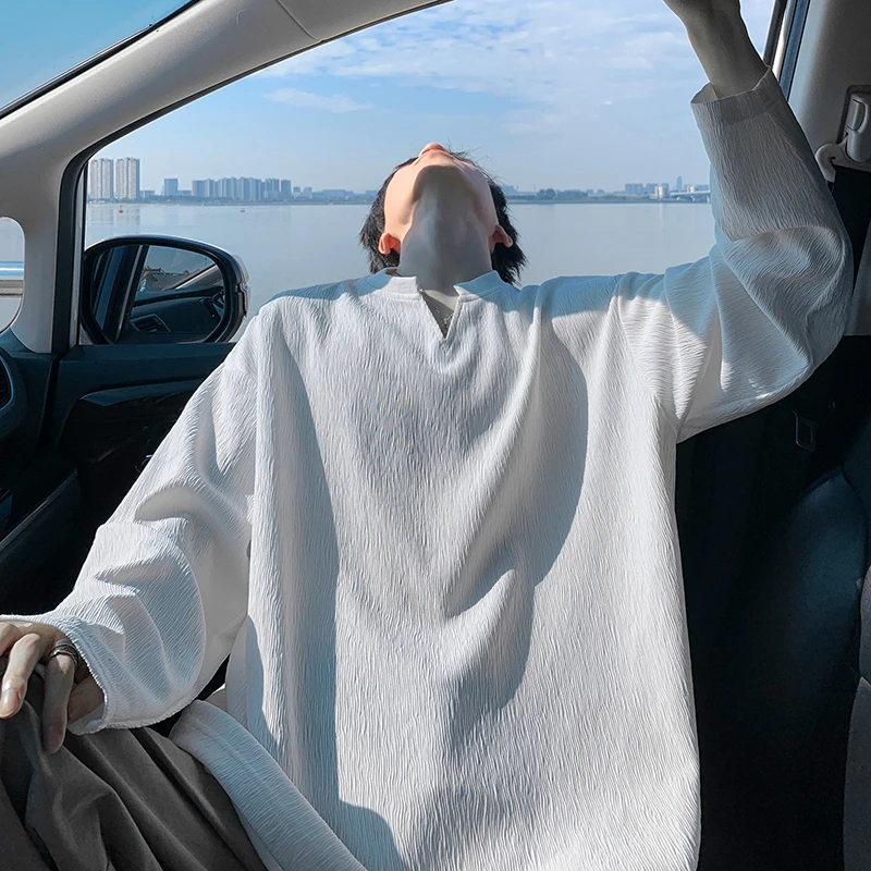 白色肌理感长袖t恤男秋季新款小v领设计感上衣宽松潮牌可内搭卫衣