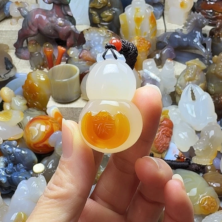 玛瑙/玉髓未镶嵌饰品