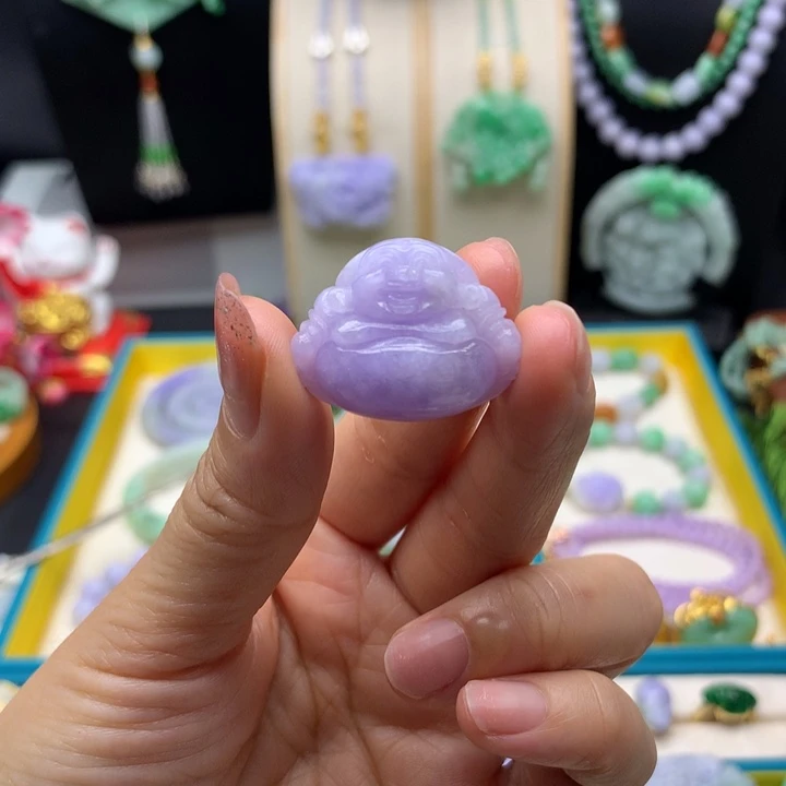 翡翠未镶嵌颈饰紫翡佛公