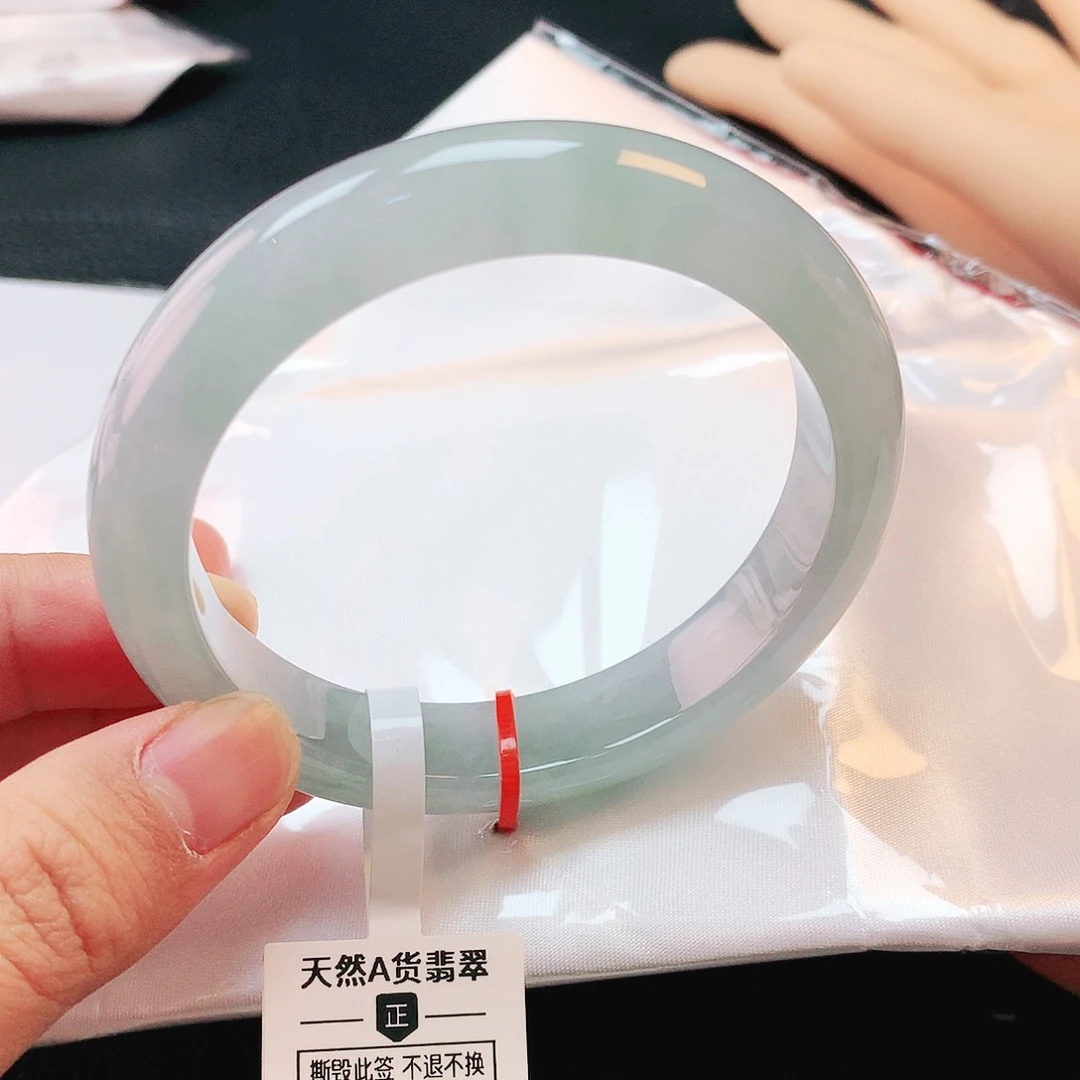 未镶嵌手镯翡翠58圈