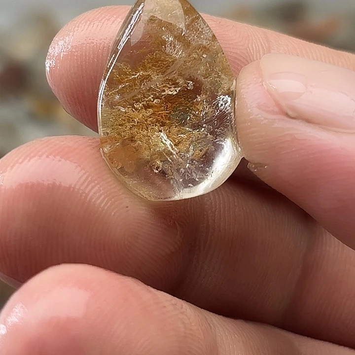 未镶嵌吊坠(赠链)水晶