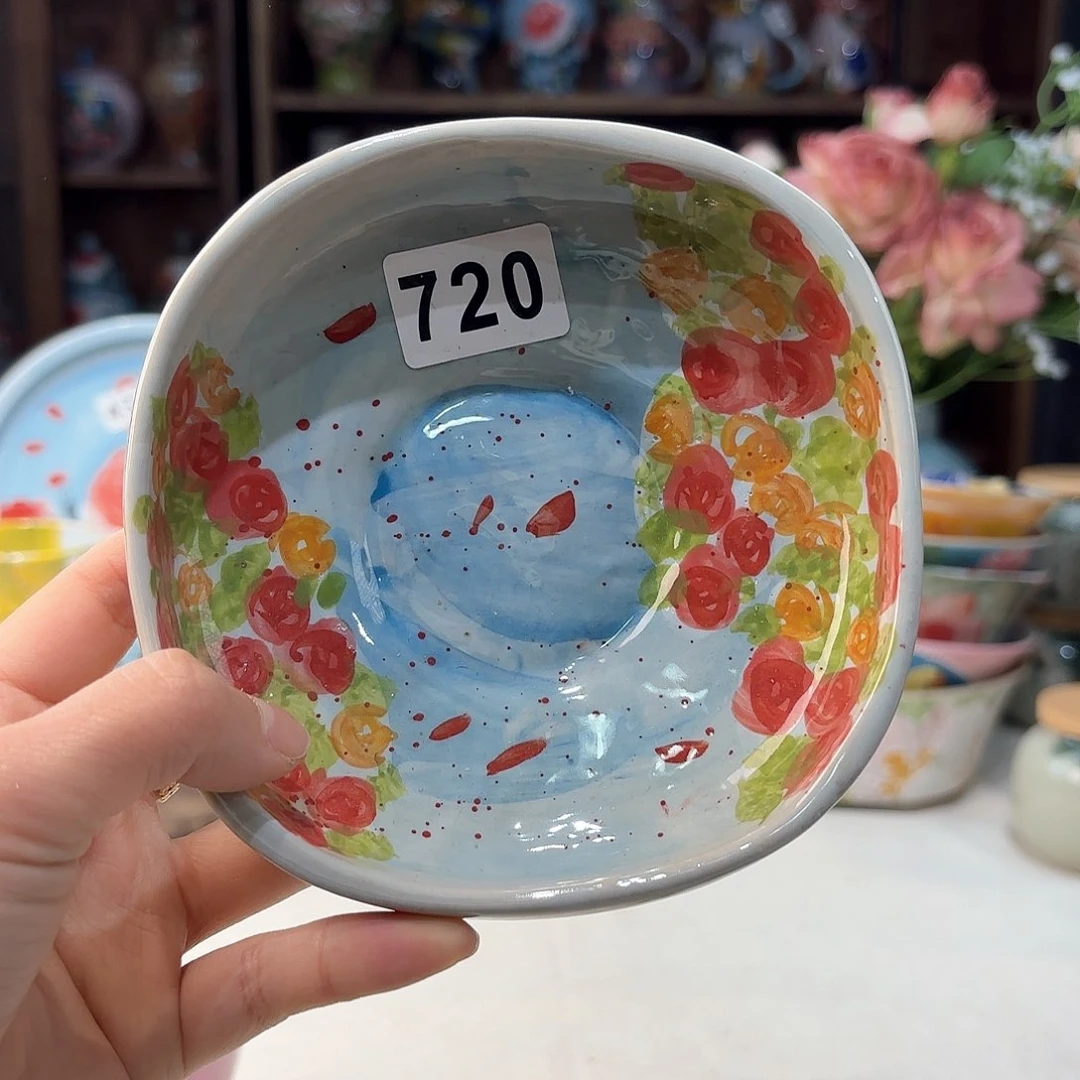 瓷片兔兔好e j lv tu tu tu t