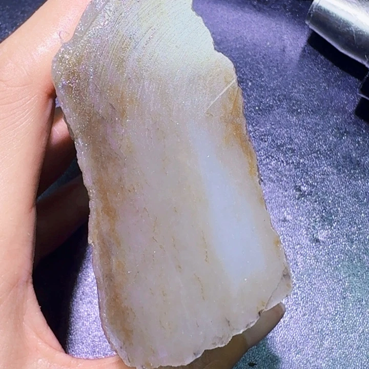 未镶嵌和田玉（糖玉）珠宝半成品