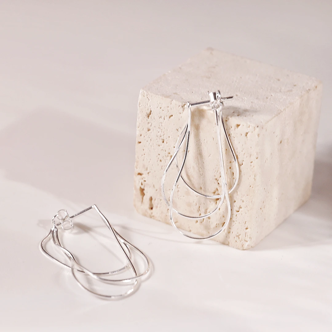 925银耳饰 <雪线环>三连细流苏耳环轻奢小众独特百搭通勤通用