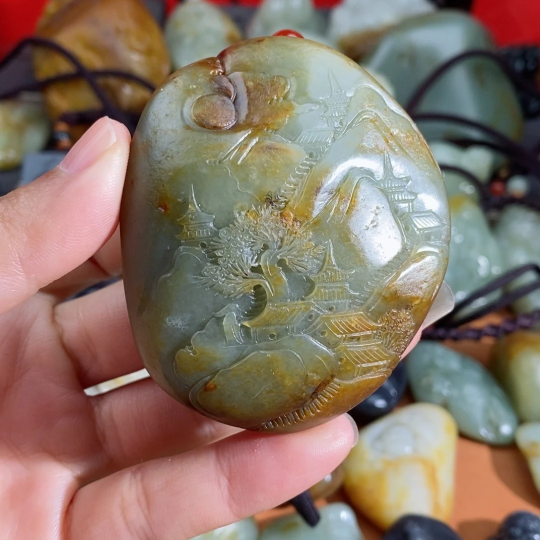 乾***定和田玉未镶嵌颈饰