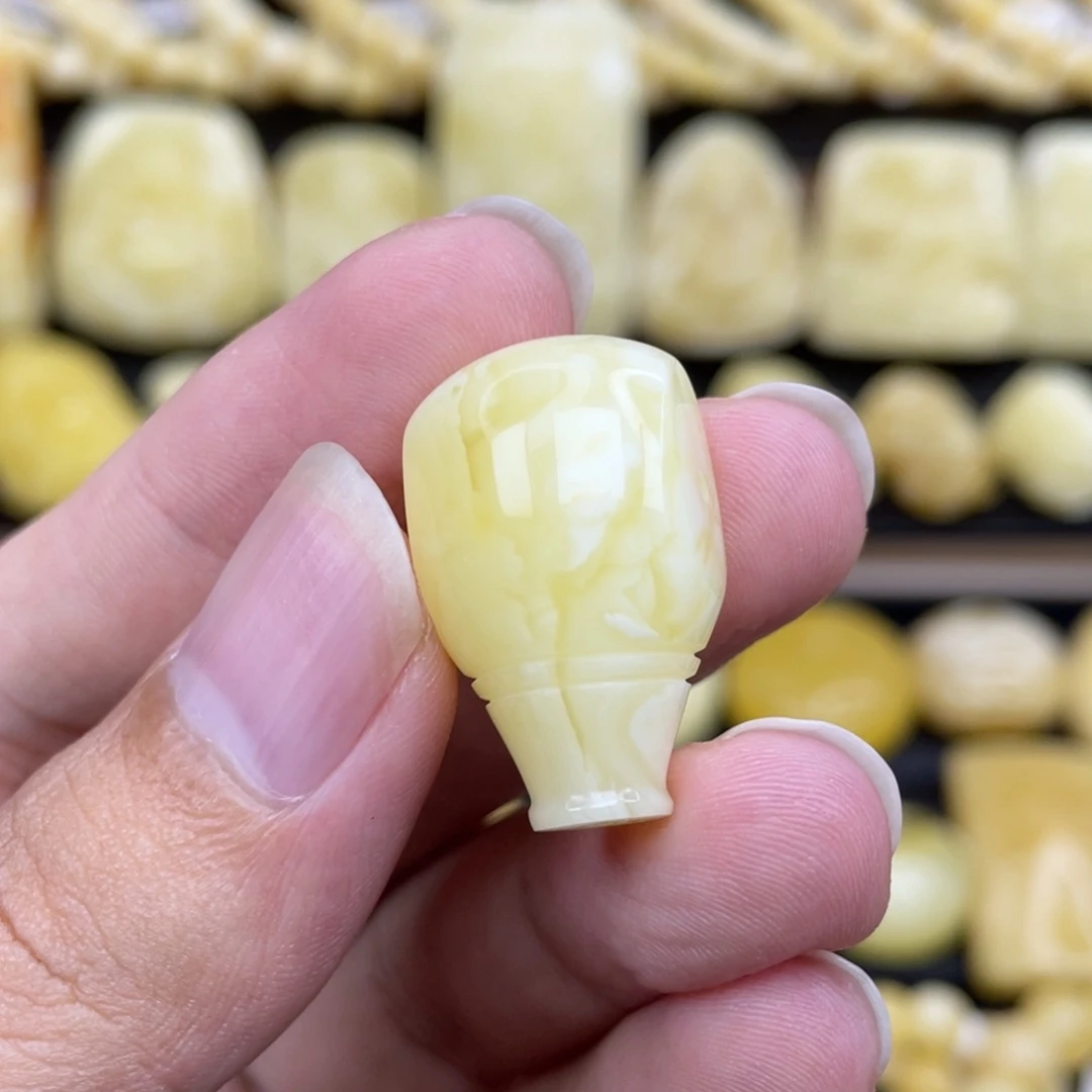 裸石琥珀未镶嵌琥珀蜜蜡