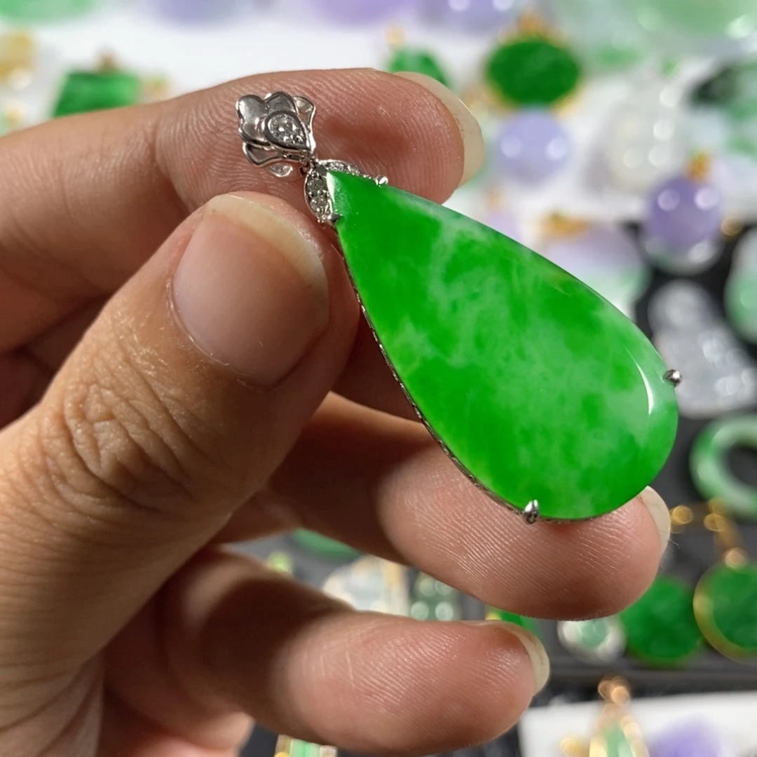 翡翠颈饰18K金镶嵌泉****店翡翠