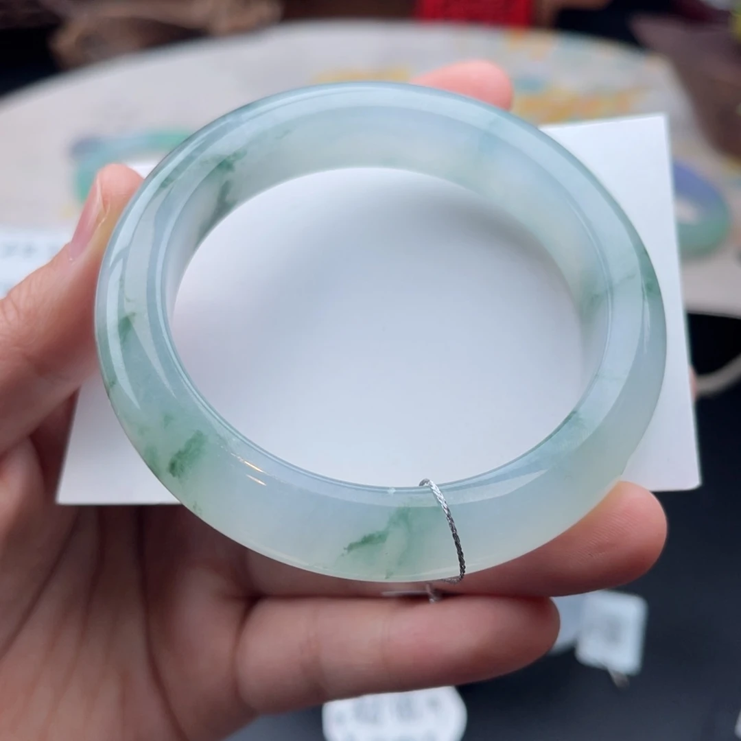 未镶嵌手镯翡翠飘花泥鳅背