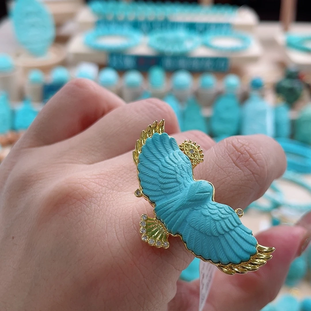 绿松石18K金镶嵌珠宝奇石