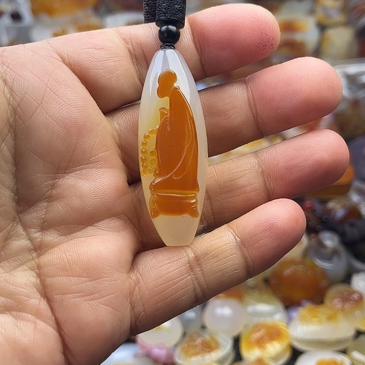 未镶嵌颈饰玛瑙/玉髓
