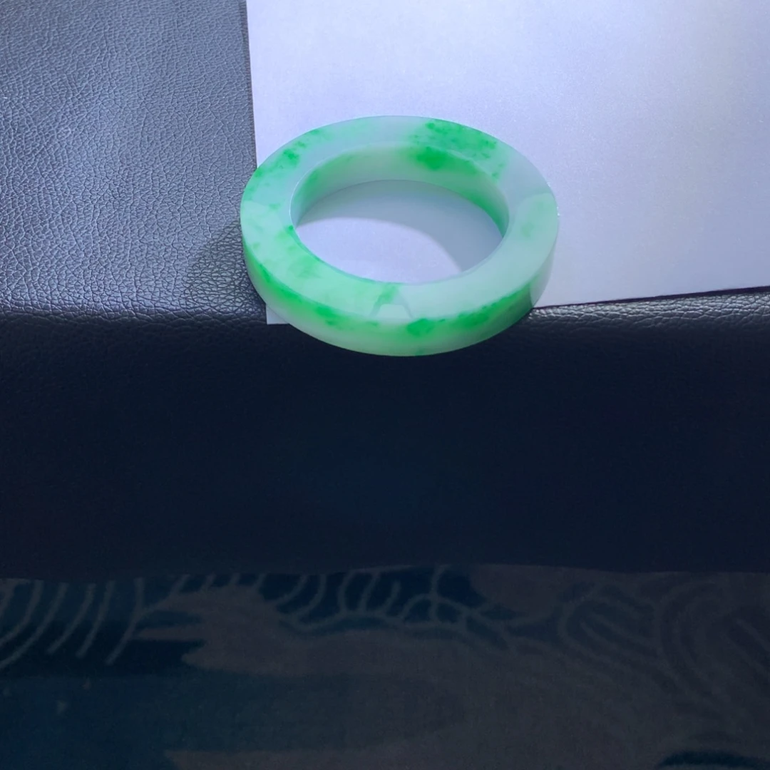 淘***园未镶嵌手镯定制翡翠