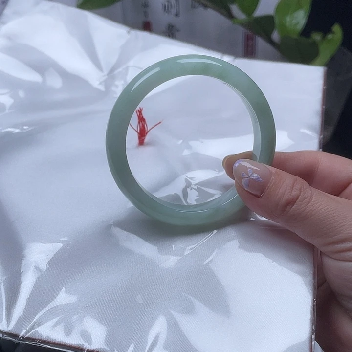 未镶嵌手镯翡翠正圈