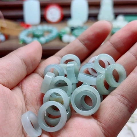 翡翠散珠多样性一个