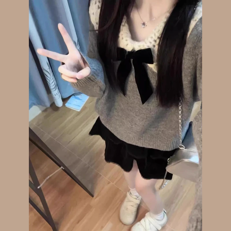 miu里miu气穿搭连衣裙子女装秋冬季2025新款灰色毛衣短裙两件套装