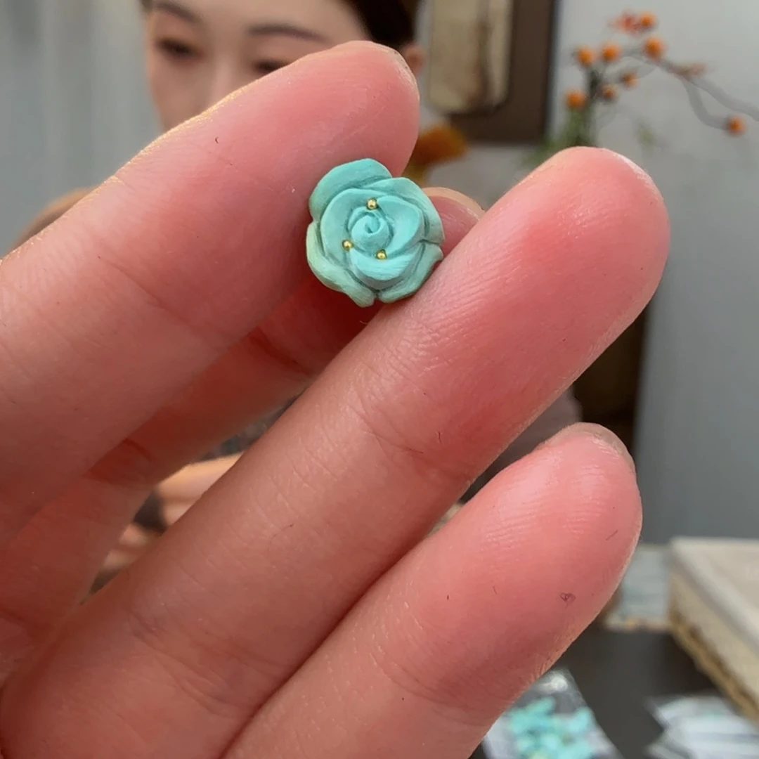 绿松石未镶嵌珠宝奇石