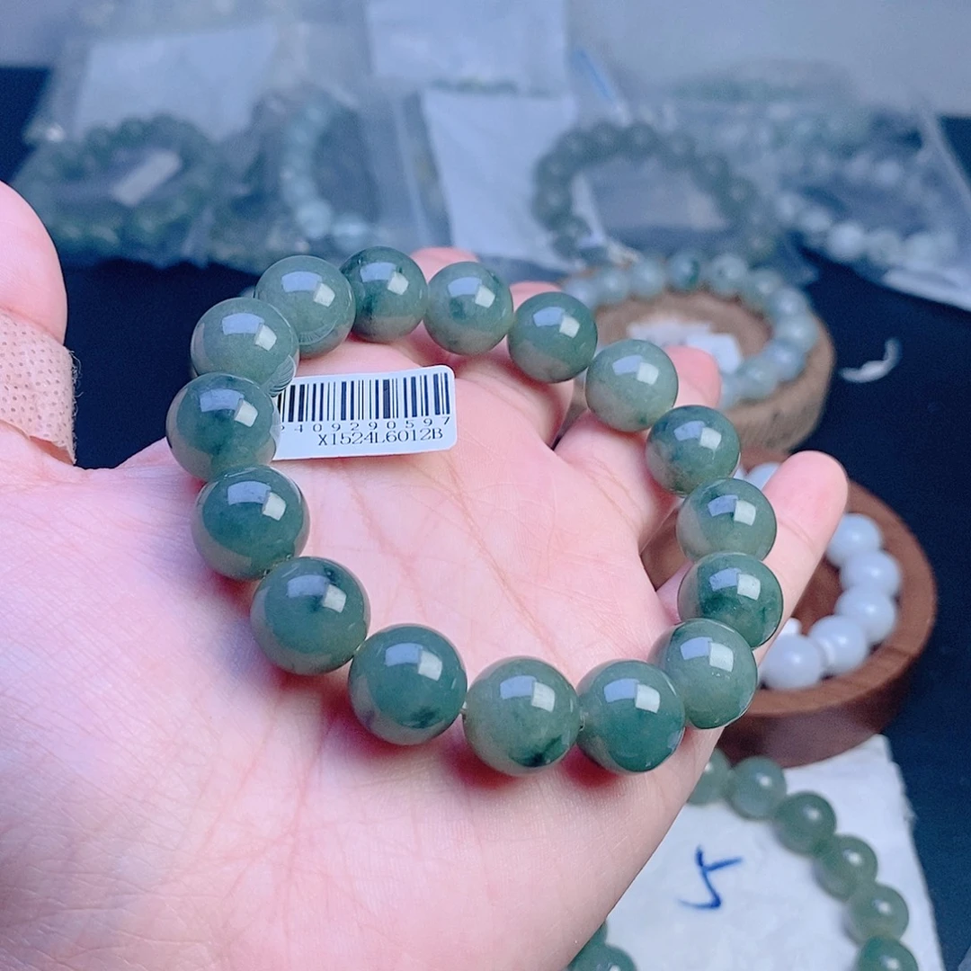 定制翡翠未镶嵌86珠串13+