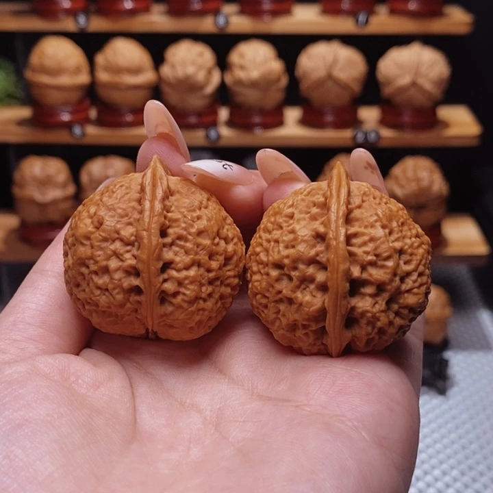 文玩核桃把件一道筋19