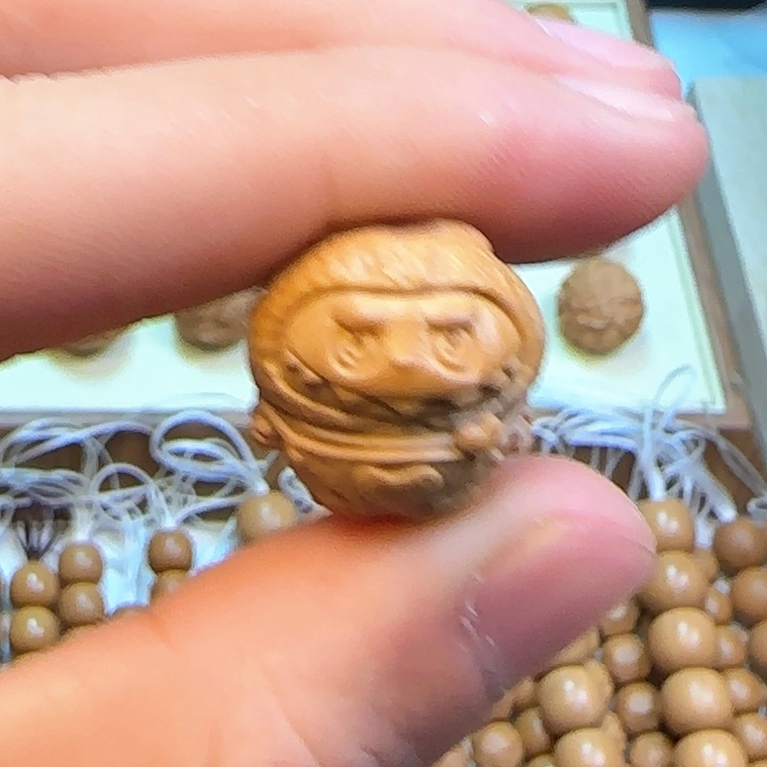 吊坠猴头核桃卡布布