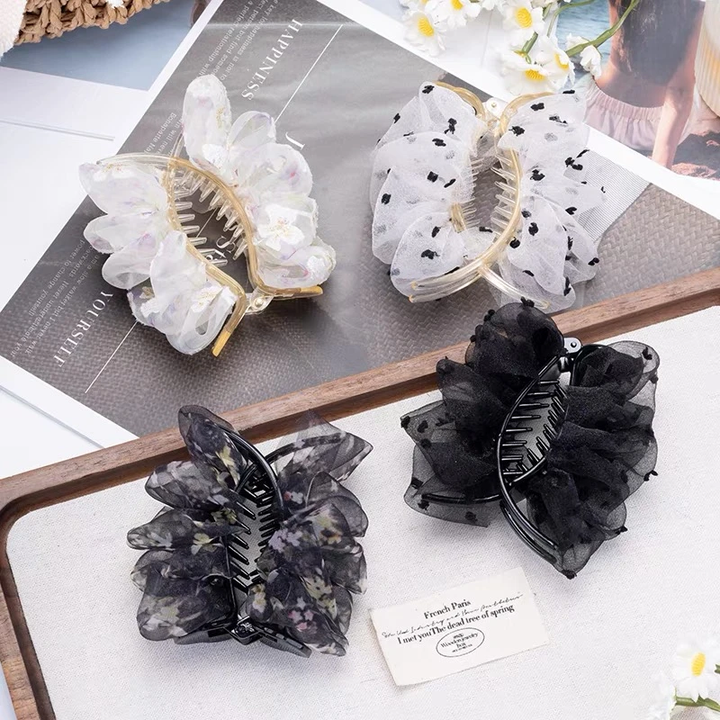 渼姿芝 2025春季新款褶皱款气质百搭网纱款简约优雅丸子抓夹