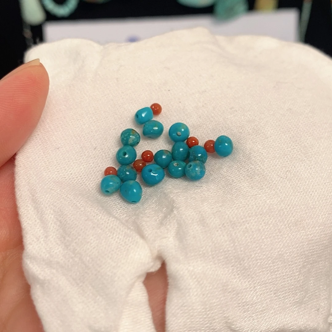 南红玛瑙未镶嵌珠宝奇石