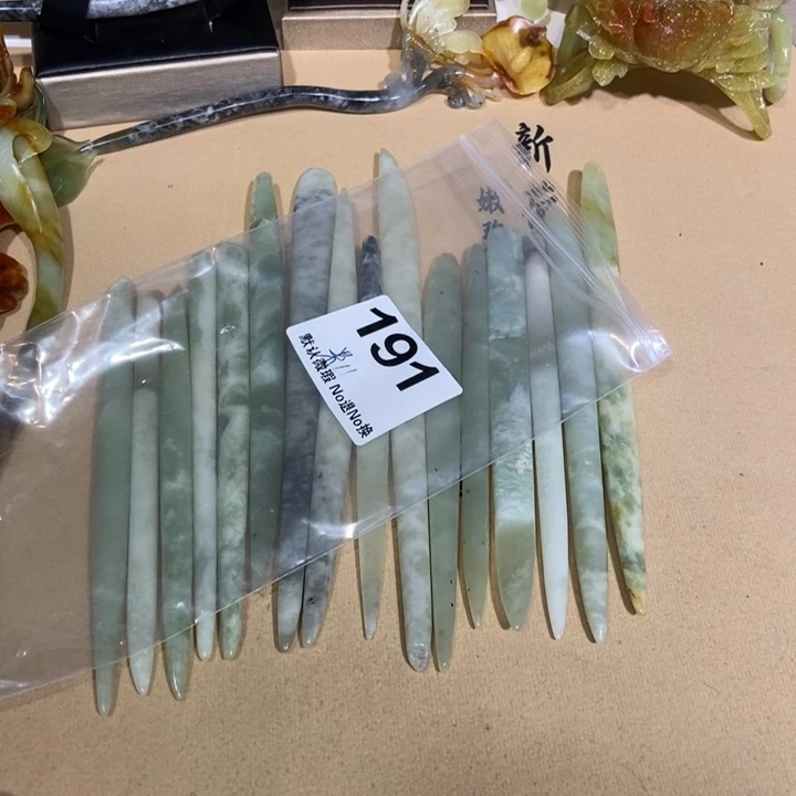 ****儿蛇纹石玉未镶嵌发饰