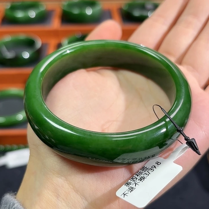 和田玉（碧玉）未镶嵌手镯满绿6061