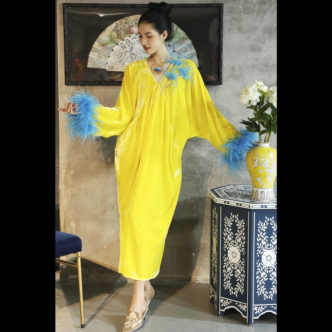 【莱茵河畔】XM轻奢秋冬仙气高级贵妇风钻石绒羽毛钉珠宽松女连衣裙