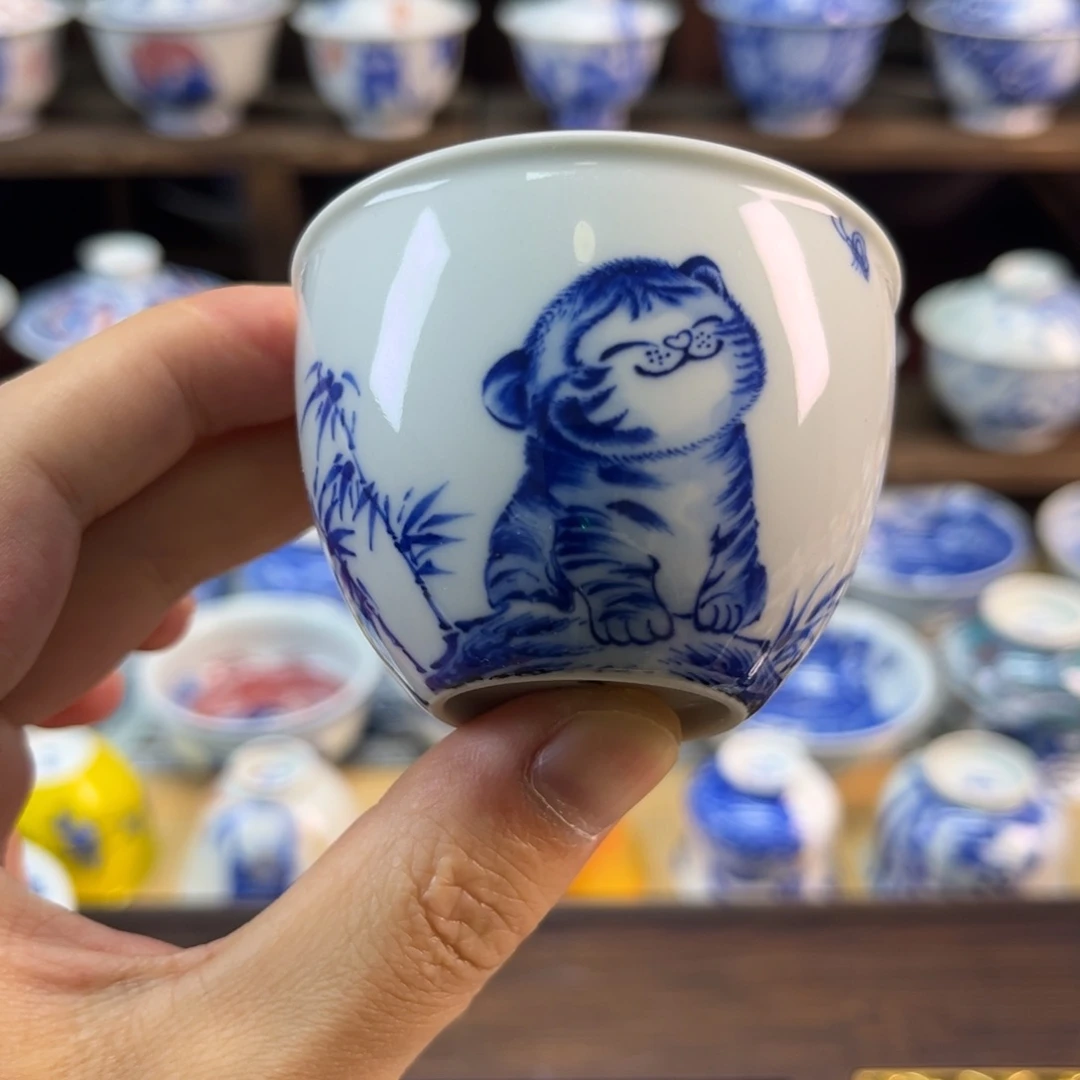 手绘可爱萌虎主人杯