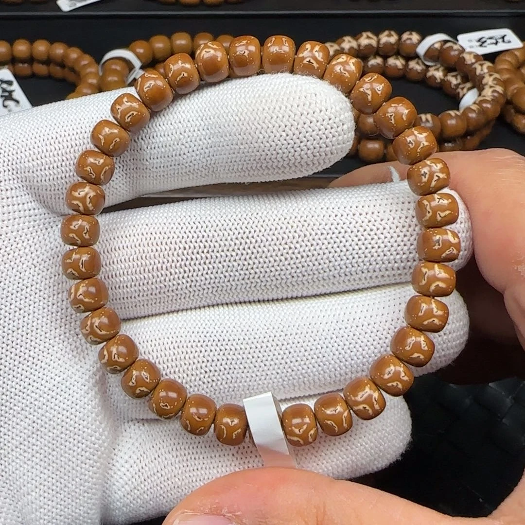 紫金鼠手串7.3mm实心鬼脸166