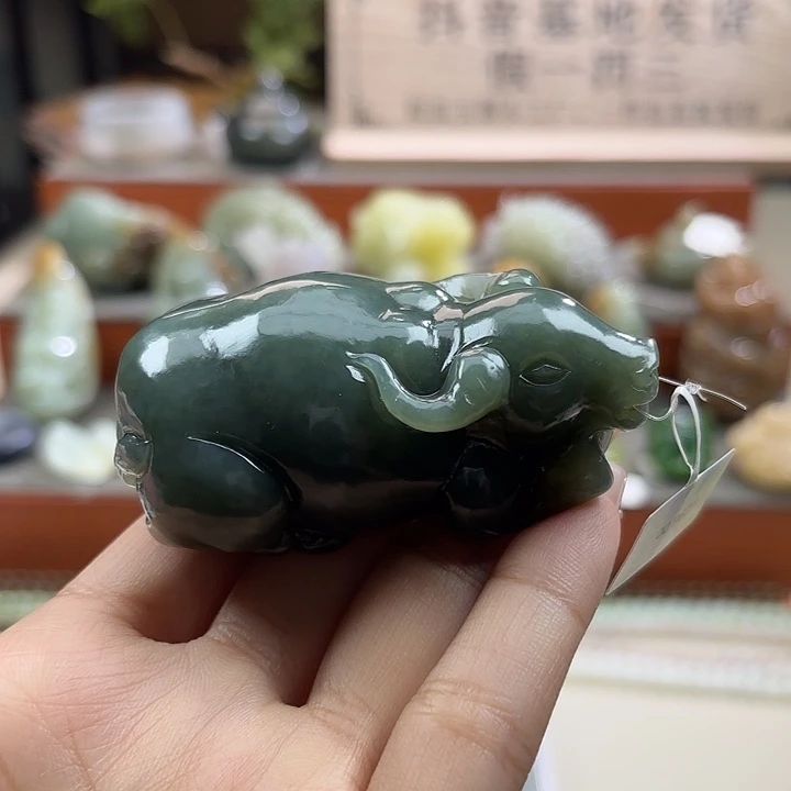 和田玉未镶嵌颈饰牛***8